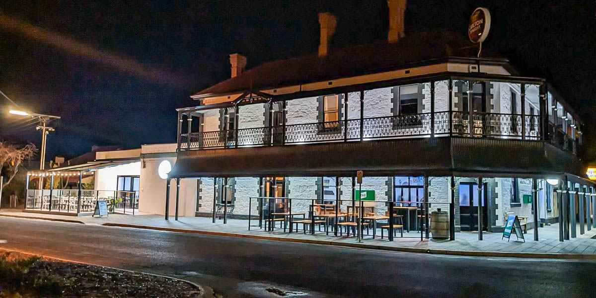 Bordertown Hotel SA Photo