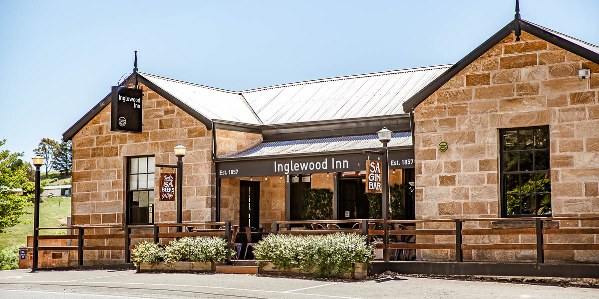 Inglewood Inn Hotel, Restaurant & Function Rooms Photo