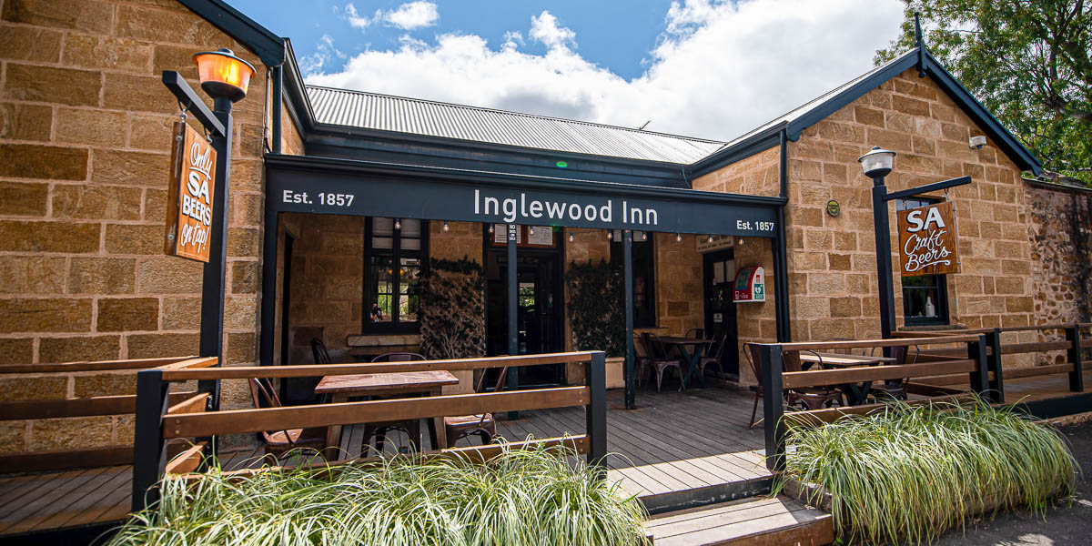 Inglewood Inn Hotel, Restaurant & Function Rooms Photo