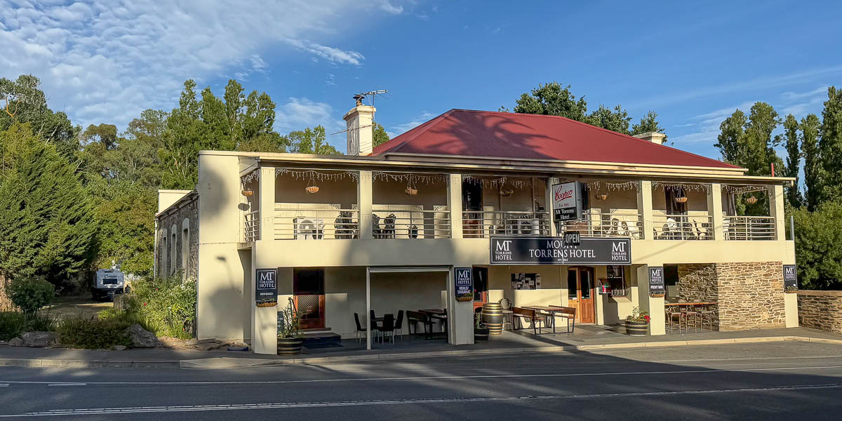 Mount Torrens Hotel Photo